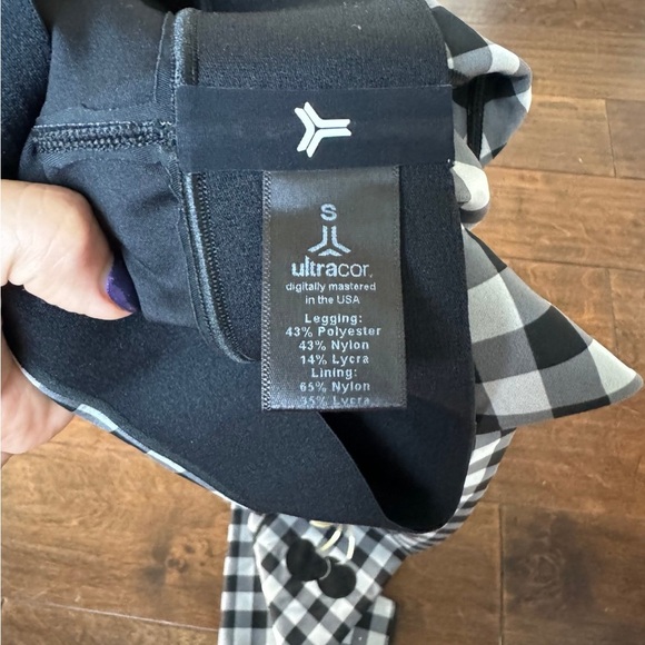 Ultracor leggings size small - Picture 6 of 6